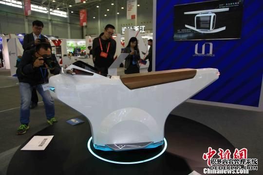 第二屆中國工業(yè)設(shè)計(jì)展武漢開幕 優(yōu)秀工業(yè)設(shè)計(jì)金獎揭曉