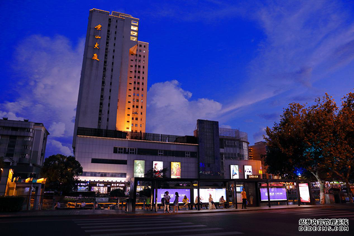 1597825866380126.png 融入城市風(fēng)景文化的公交候車亭設(shè)計——以江蘇省昆山市為例-1.png